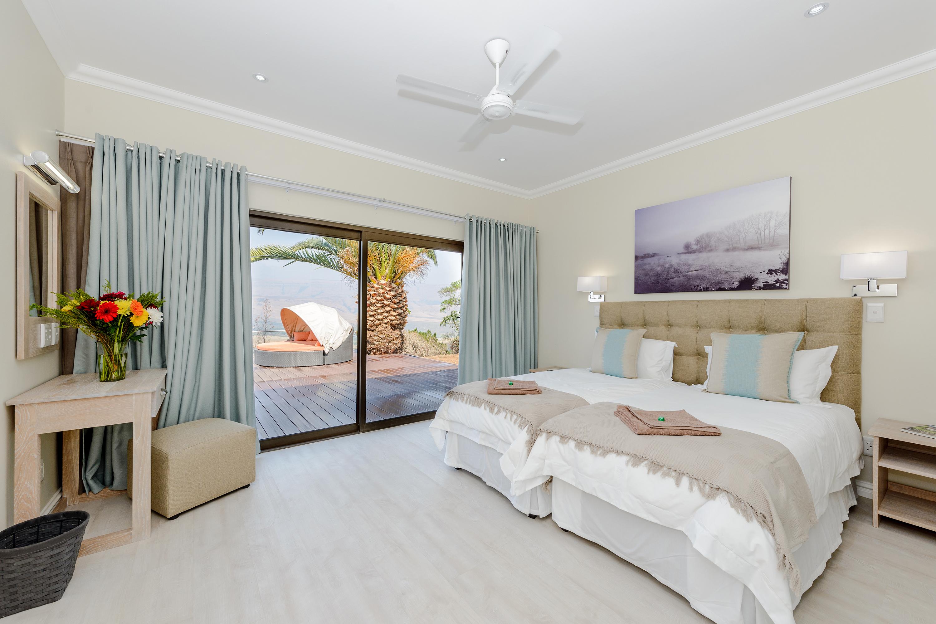 Cayley Mountain Resort Champagne Valley Dış mekan fotoğraf