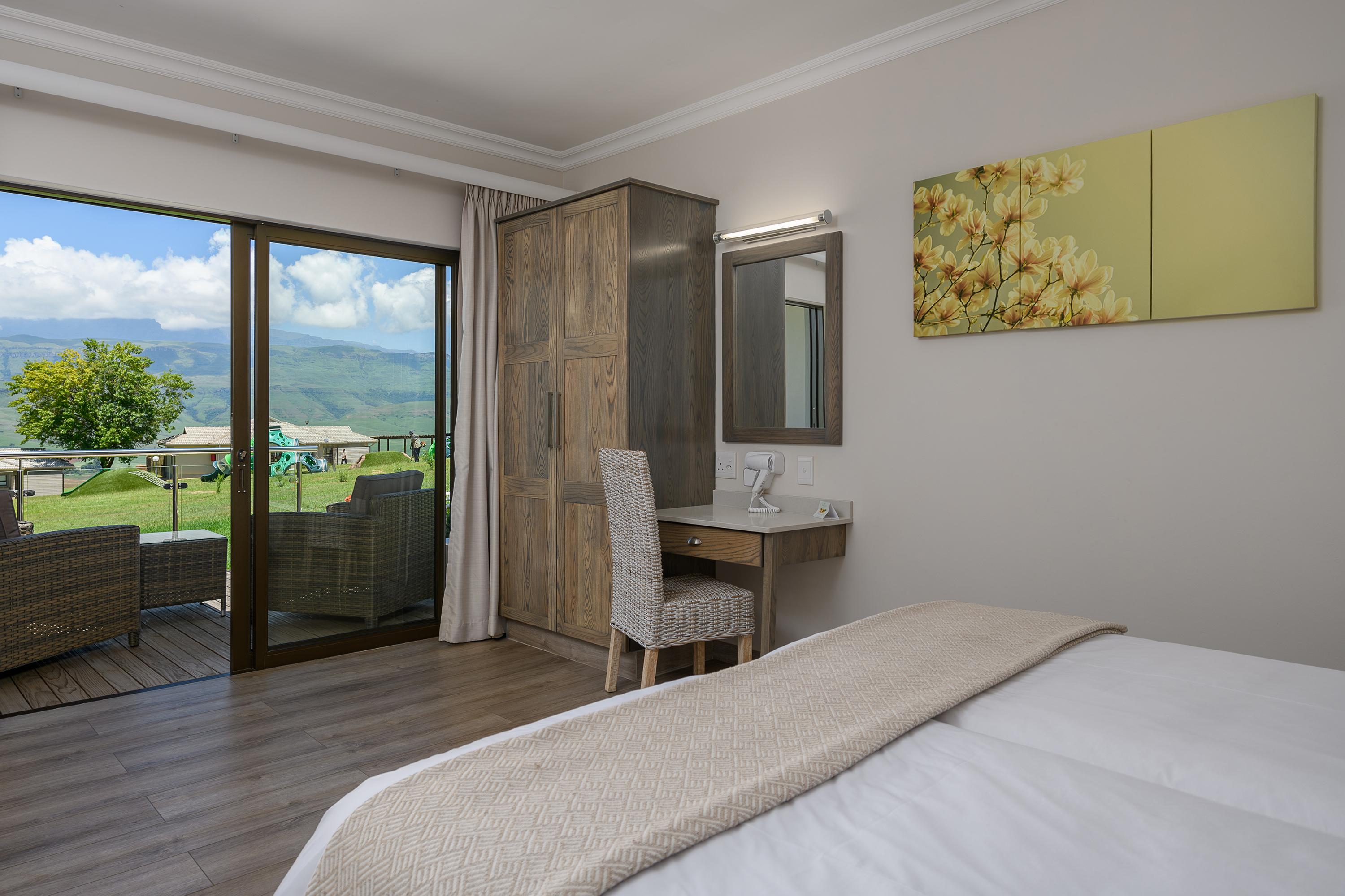Cayley Mountain Resort Champagne Valley Dış mekan fotoğraf